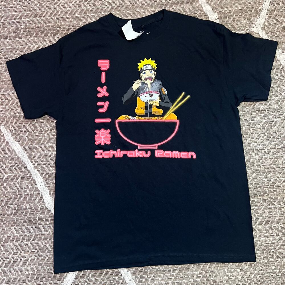Naruto T-Shirt Sz Large